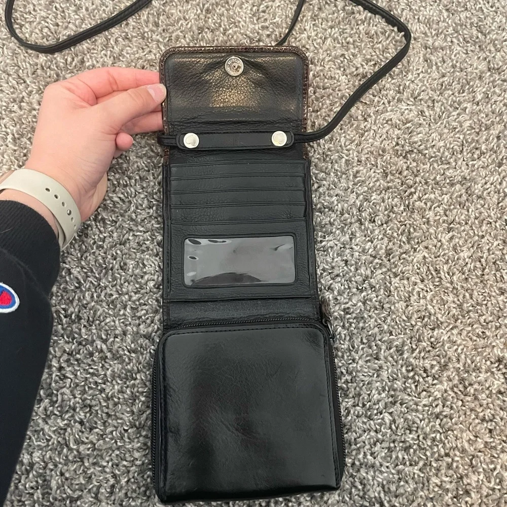 Vintage Brighton Leather Crossbody Wallet - Picture 2 of 6